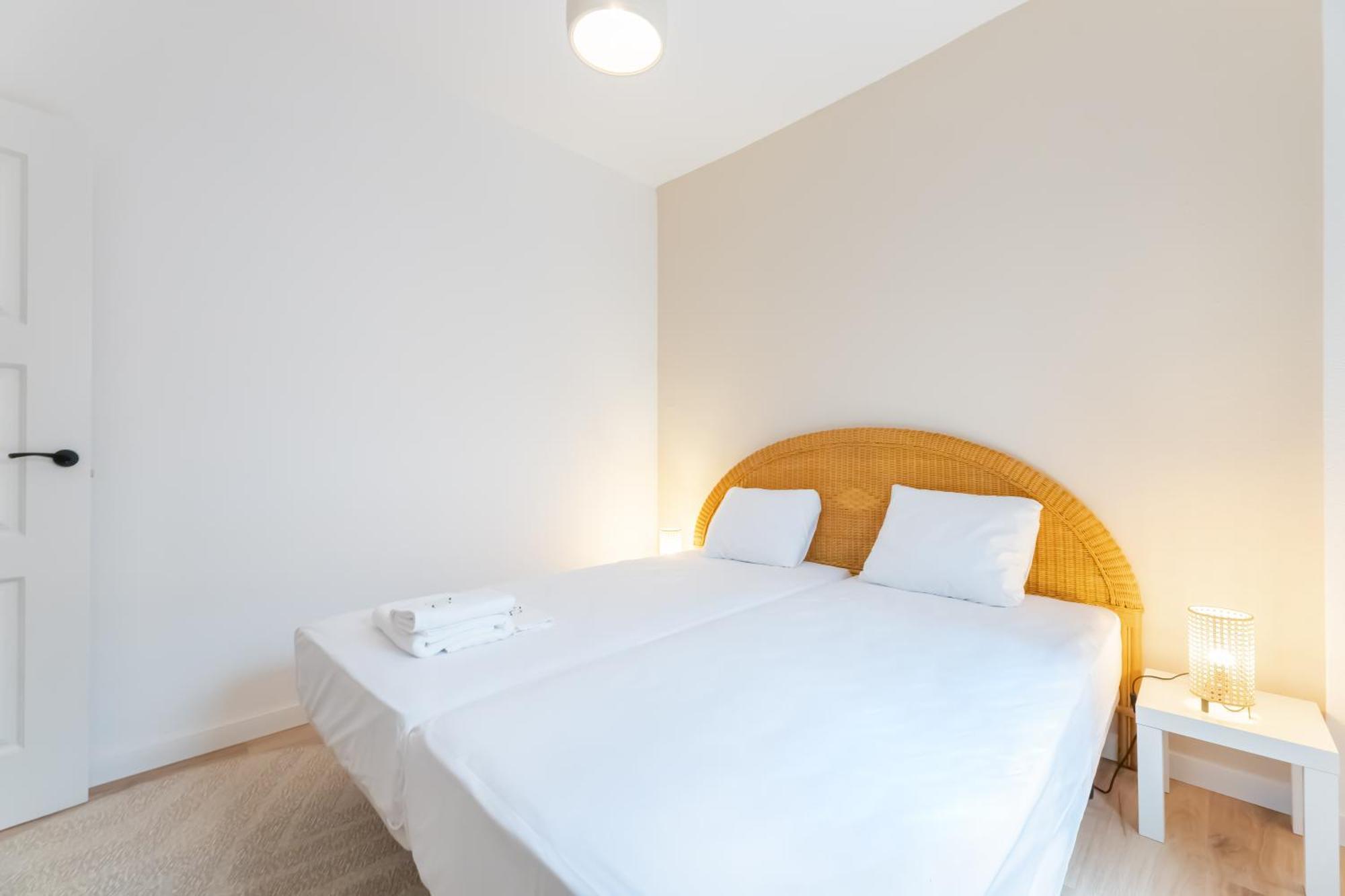 Charming 4-Bedroom Apartment In Malaga'S Historic Center Eksteriør bilde